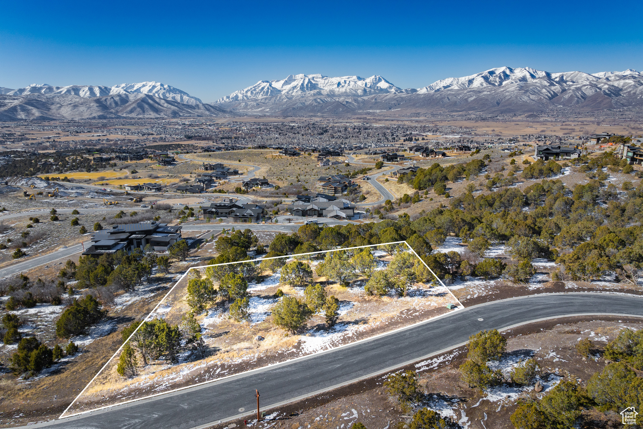 RED LEDGES - Land