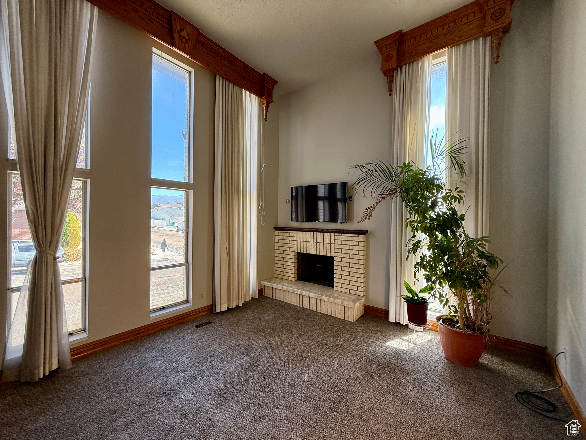 ROSEWOOD ESTATES - Residential