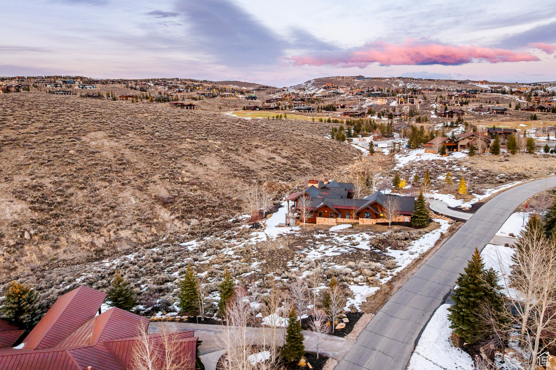 THE HOMESTEADS - Land