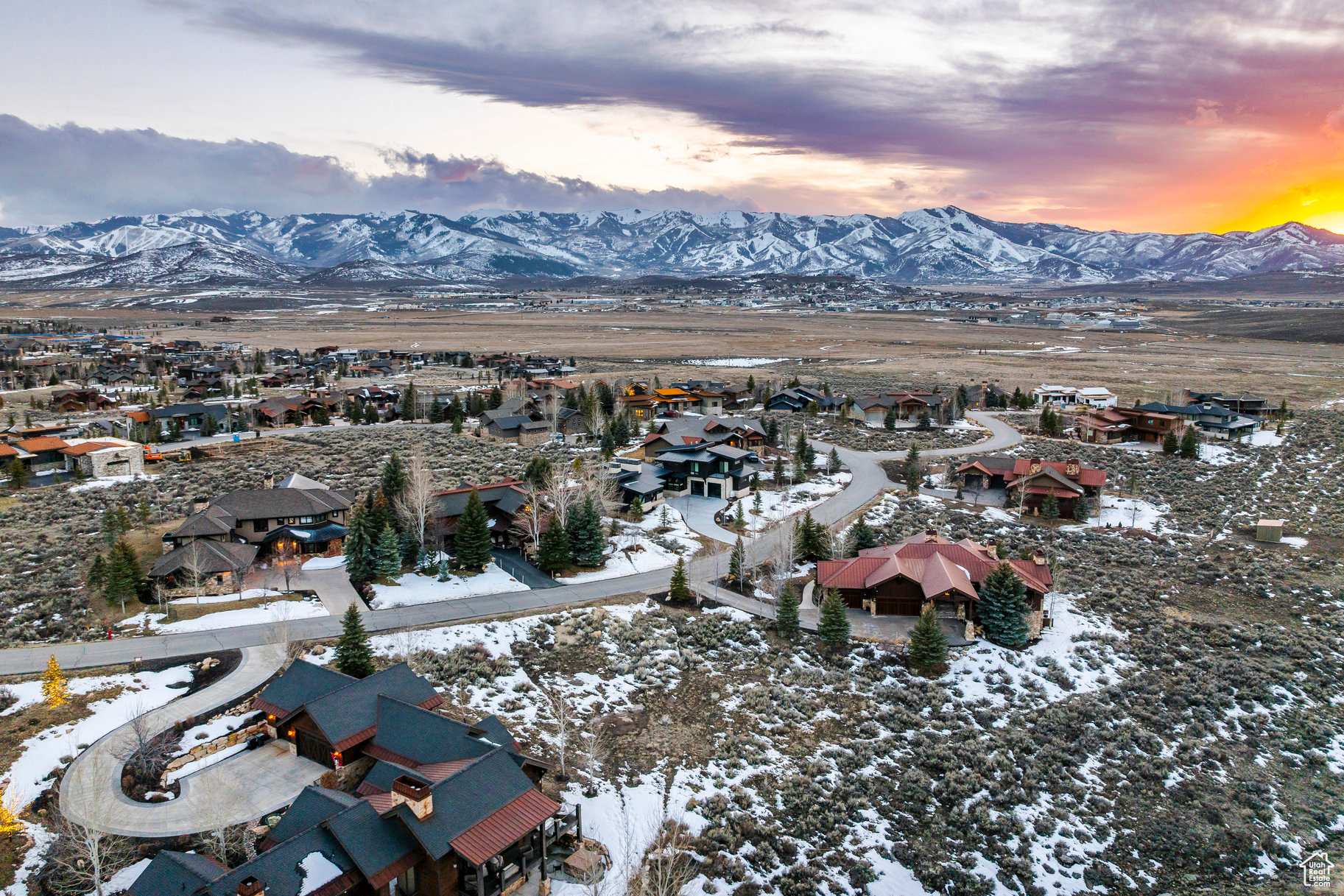 THE HOMESTEADS - Land