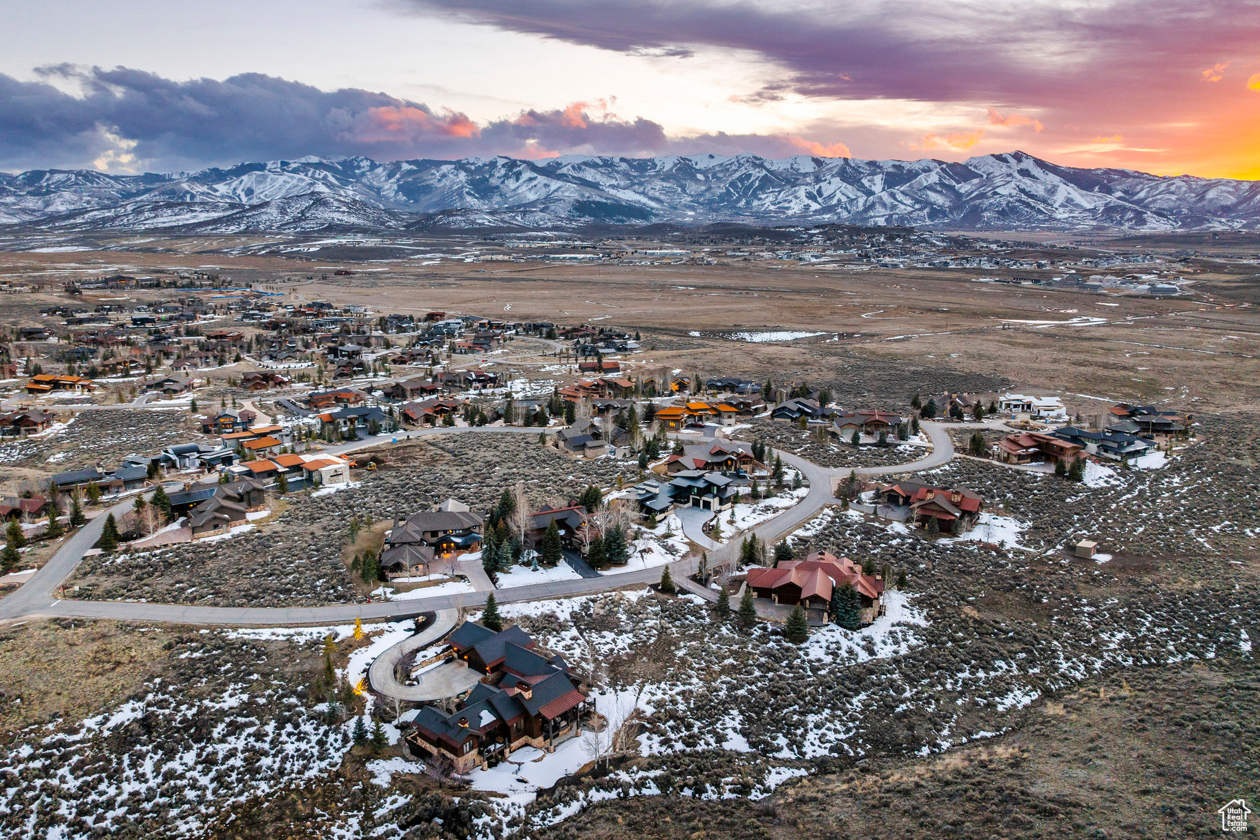 THE HOMESTEADS - Land