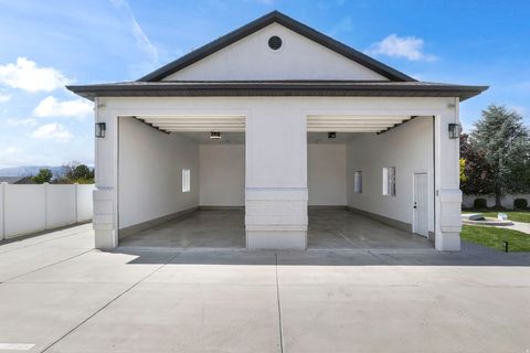 Tiny photo for 1913 N GLENDON CIR W, Pleasant Grove, UT 84062 (MLS # 2154161)