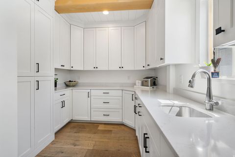 Tiny photo for 1913 N GLENDON CIR W, Pleasant Grove, UT 84062 (MLS # 2154161)