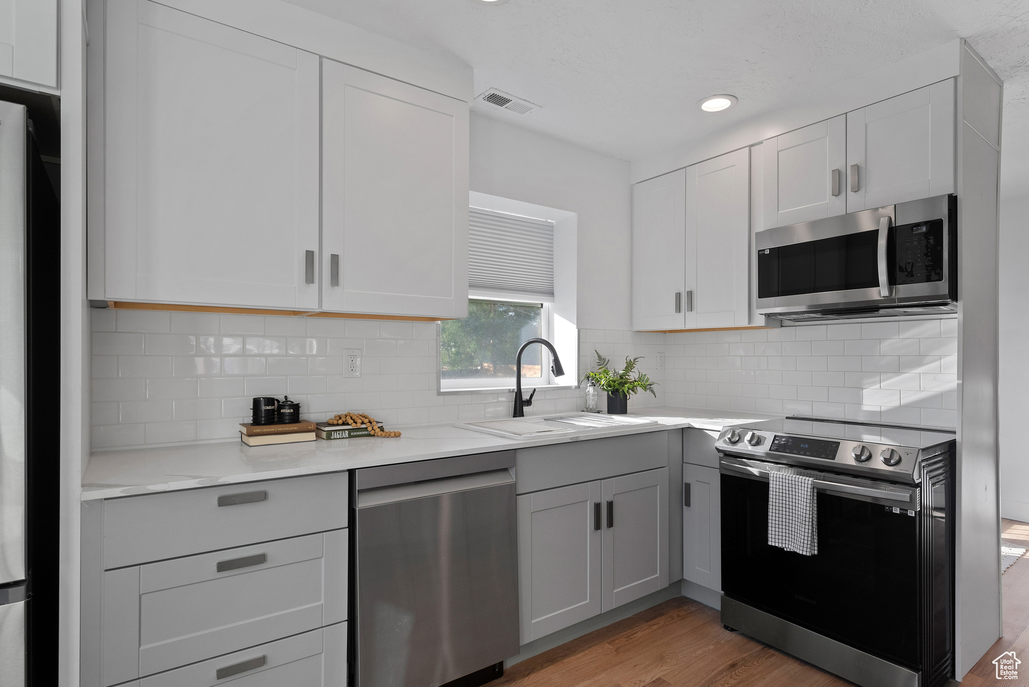 VALLEY VIEW SUB - Residential