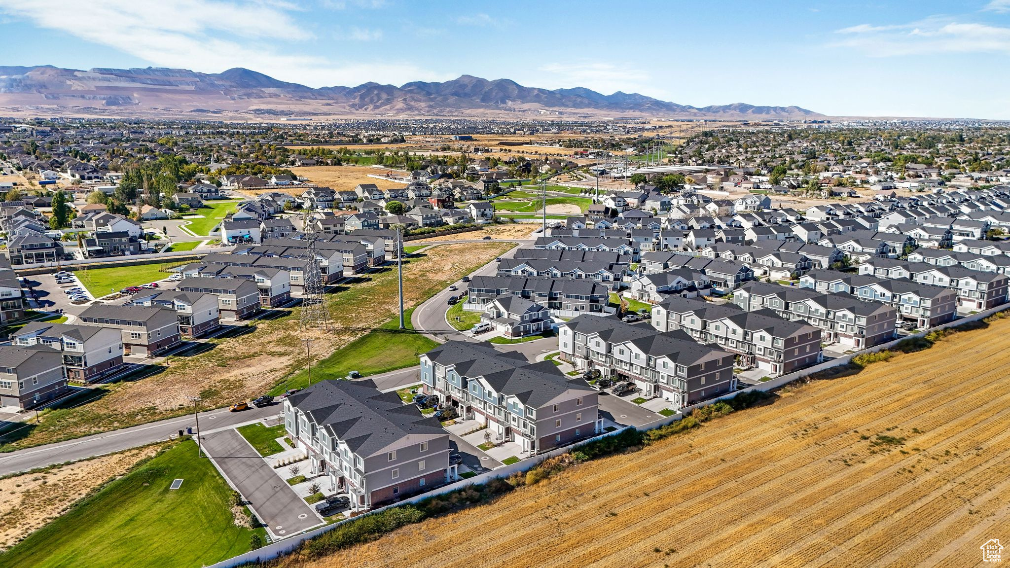 PARKSIDE - Residential
