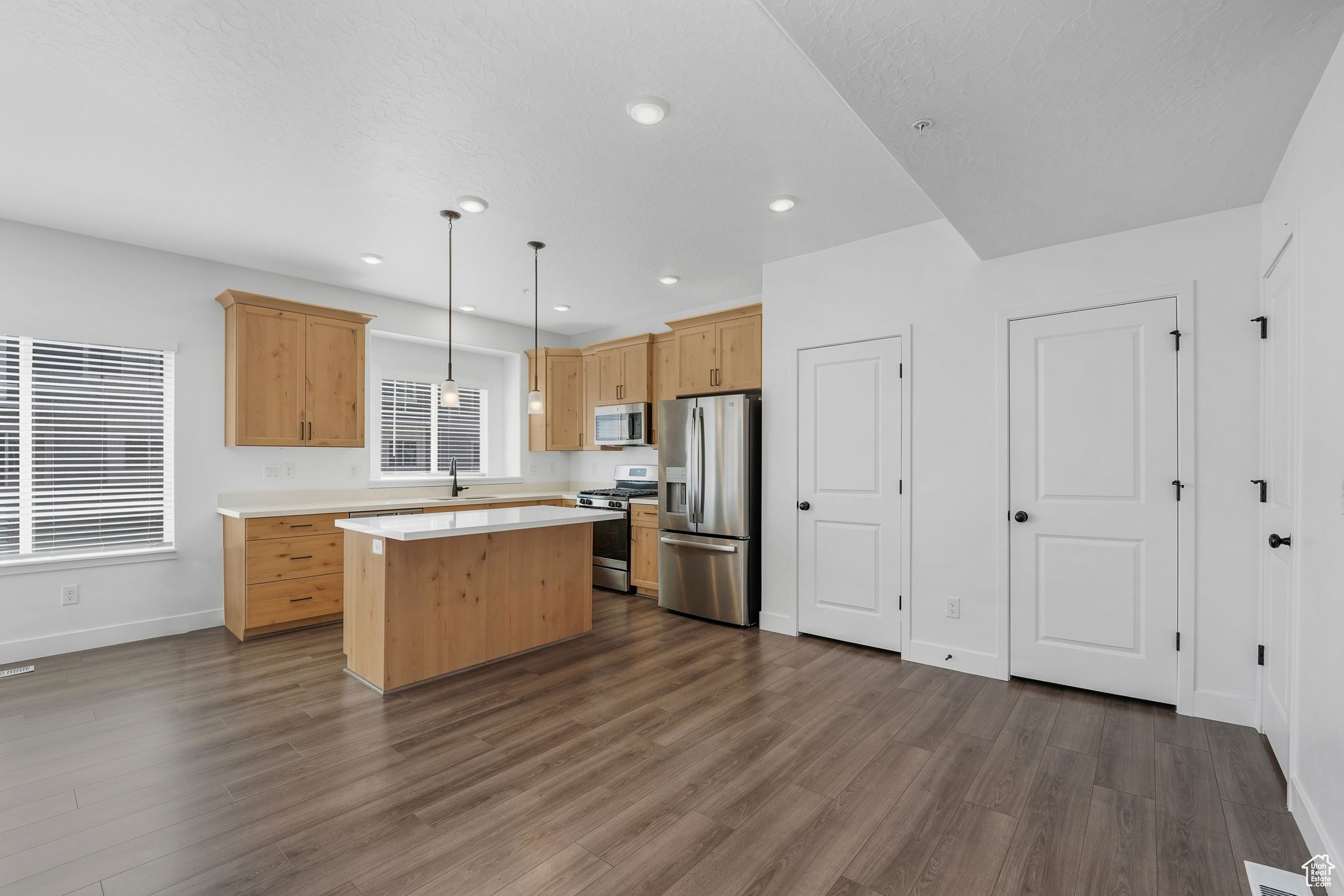 PARKSIDE - Residential