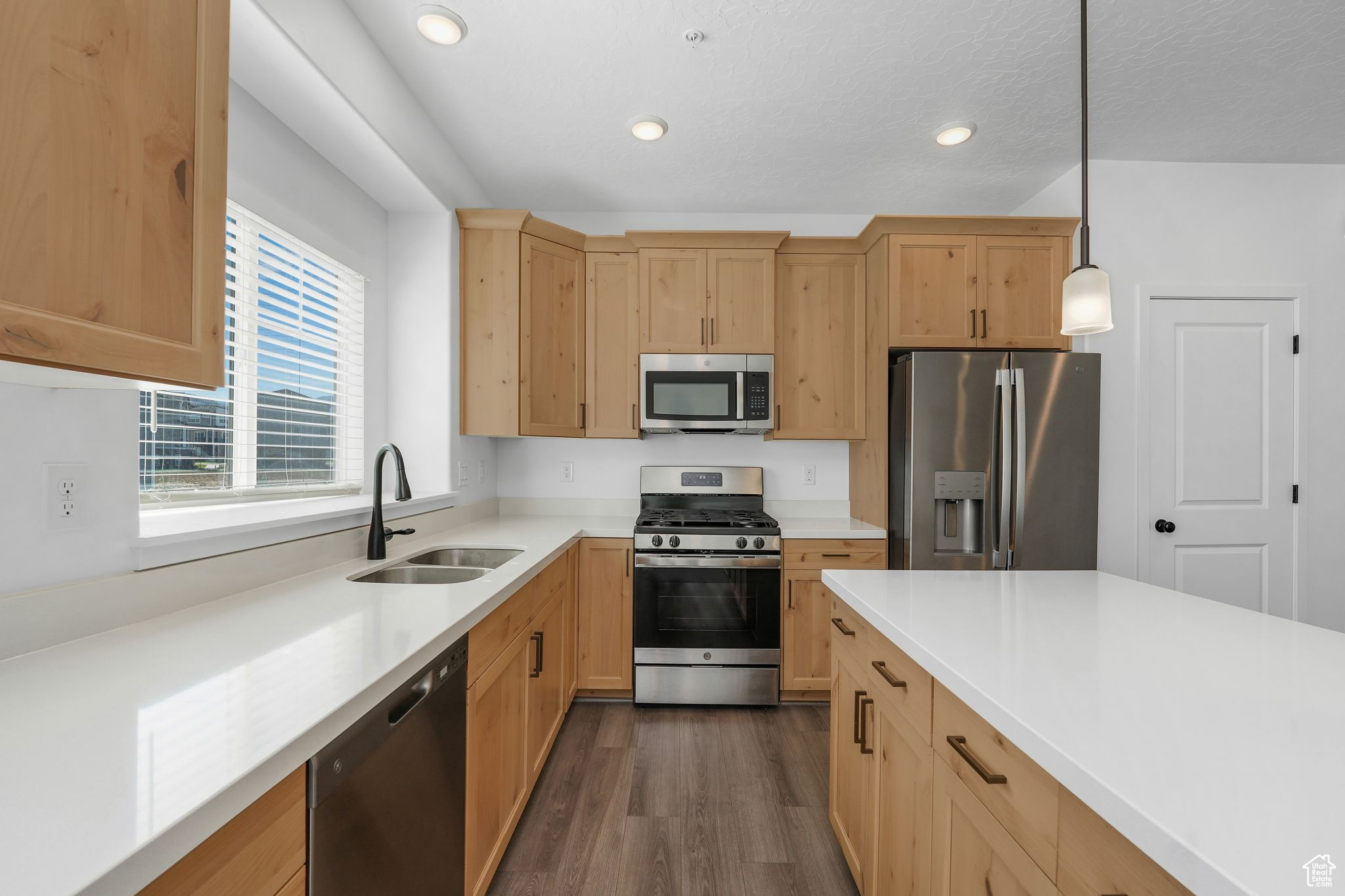 PARKSIDE - Residential