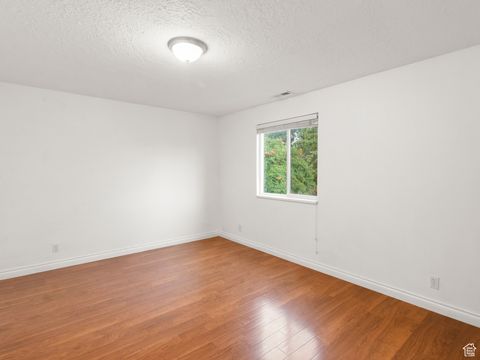 Tiny photo for 370 E PARK CREEKE LN, South Salt Lake, UT 84115 (MLS # 2117117)