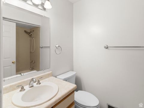 Tiny photo for 370 E PARK CREEKE LN, South Salt Lake, UT 84115 (MLS # 2117117)