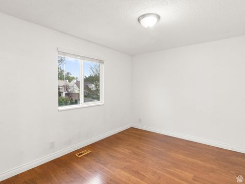 Tiny photo for 370 E PARK CREEKE LN, South Salt Lake, UT 84115 (MLS # 2117117)