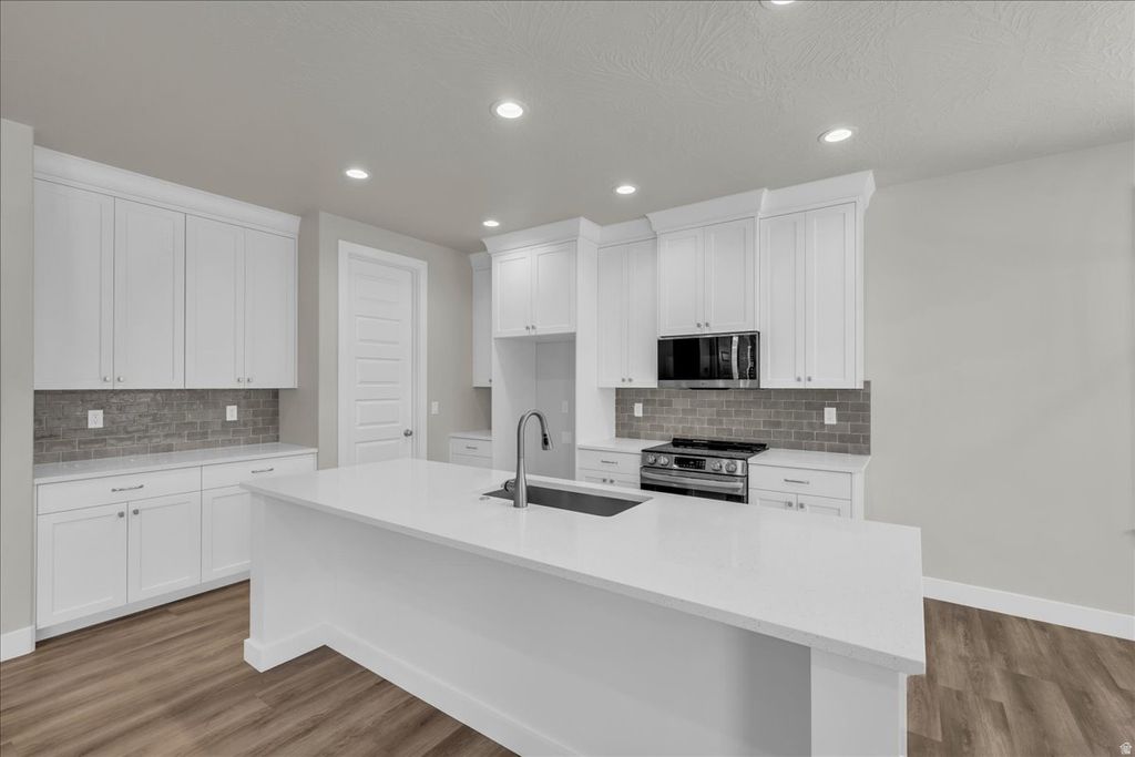 Photo of 3935 S 2160 W, Hurricane, UT 84737 (MLS # 2153541)