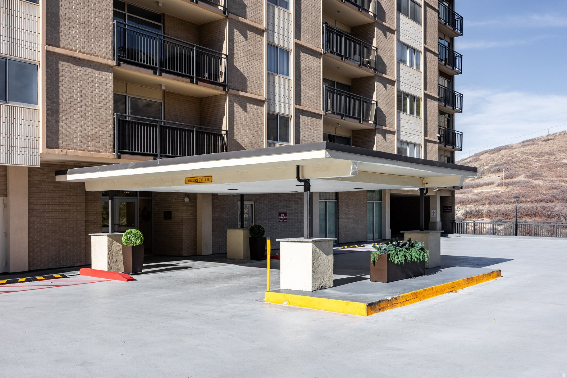 CANYON CREST - Residential