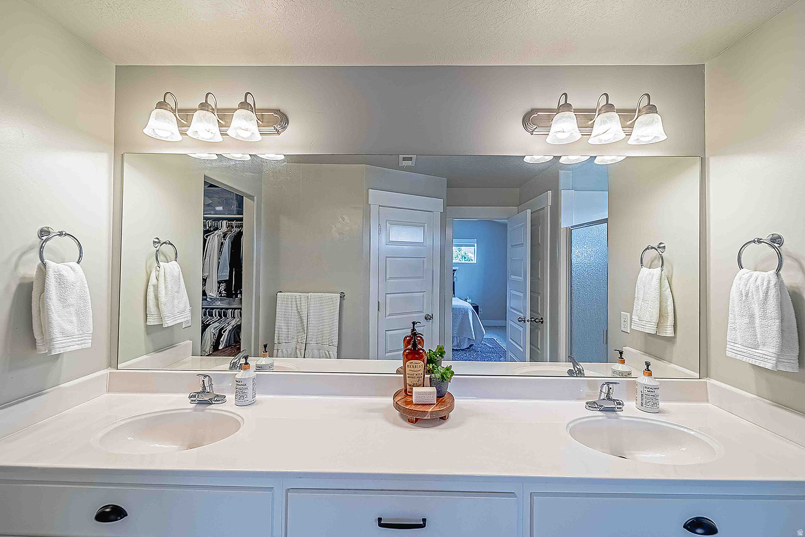 RANCH LANDING - Residential