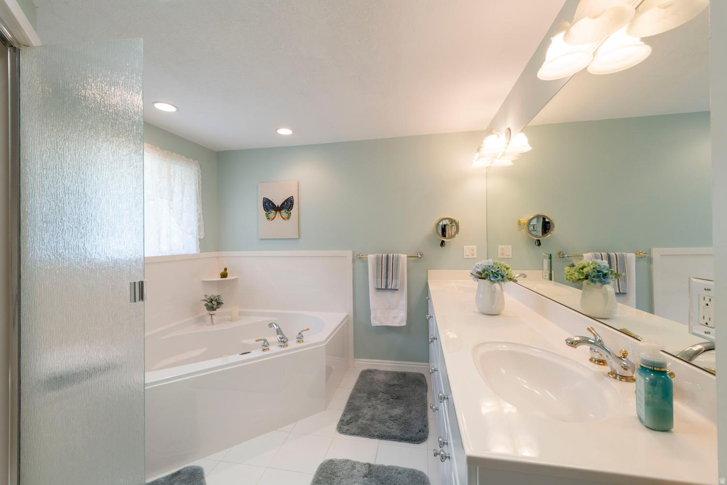 CHELSEA COVE - Residential