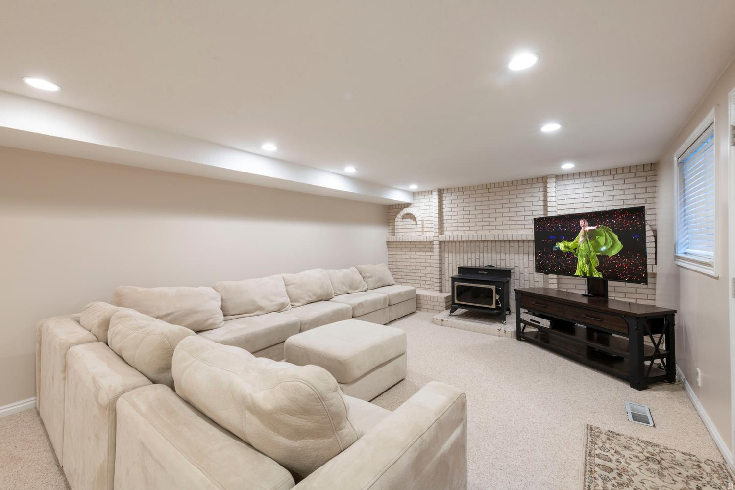 CHELSEA COVE - Residential