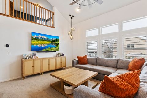 Tiny photo for 882 S DAISY DR, Fruit Heights, UT 84037 (MLS # 2146304)