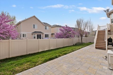 Tiny photo for 882 S DAISY DR, Fruit Heights, UT 84037 (MLS # 2146304)