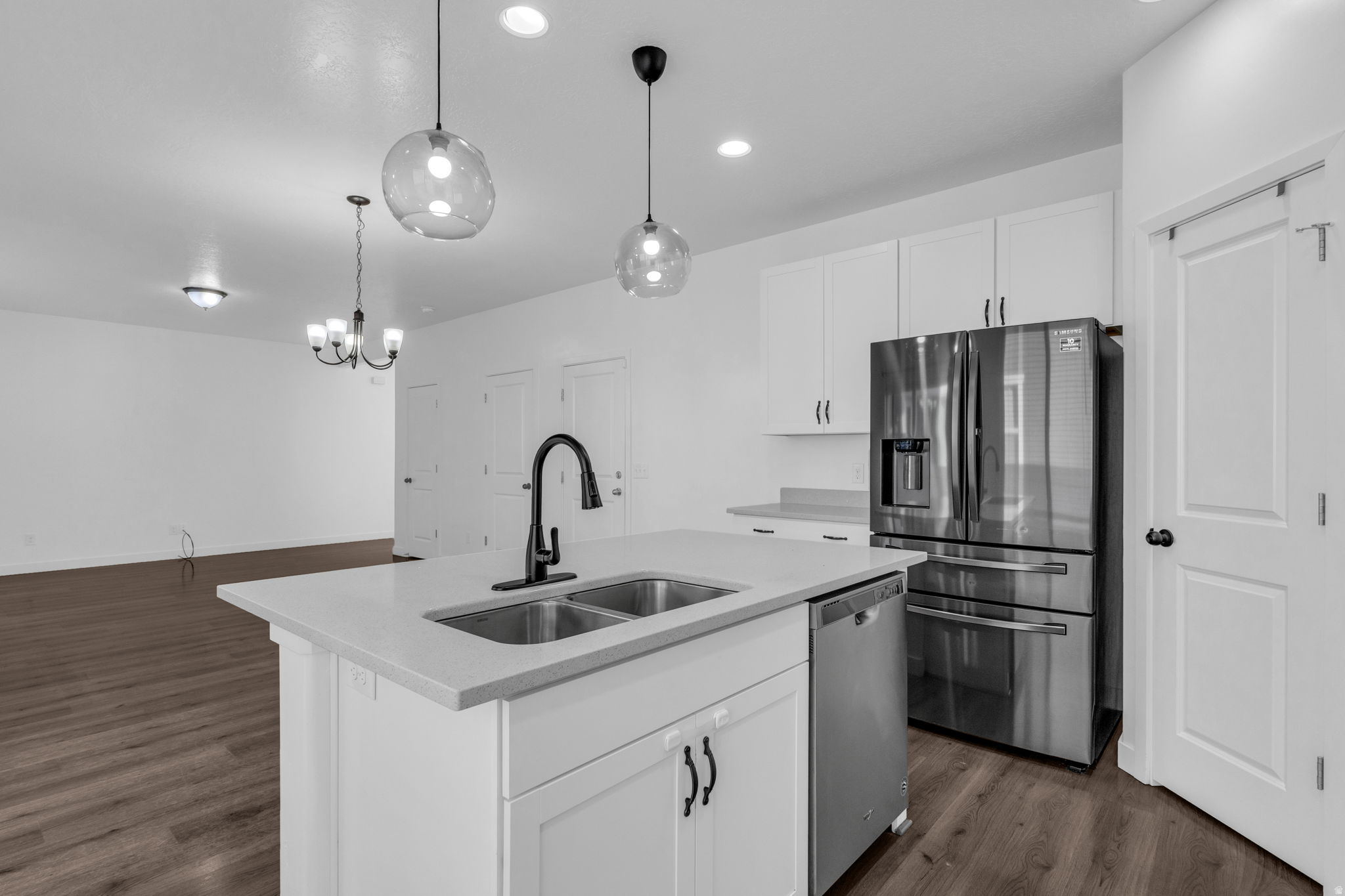 HERRIMAN TOWN CENTER - Residential