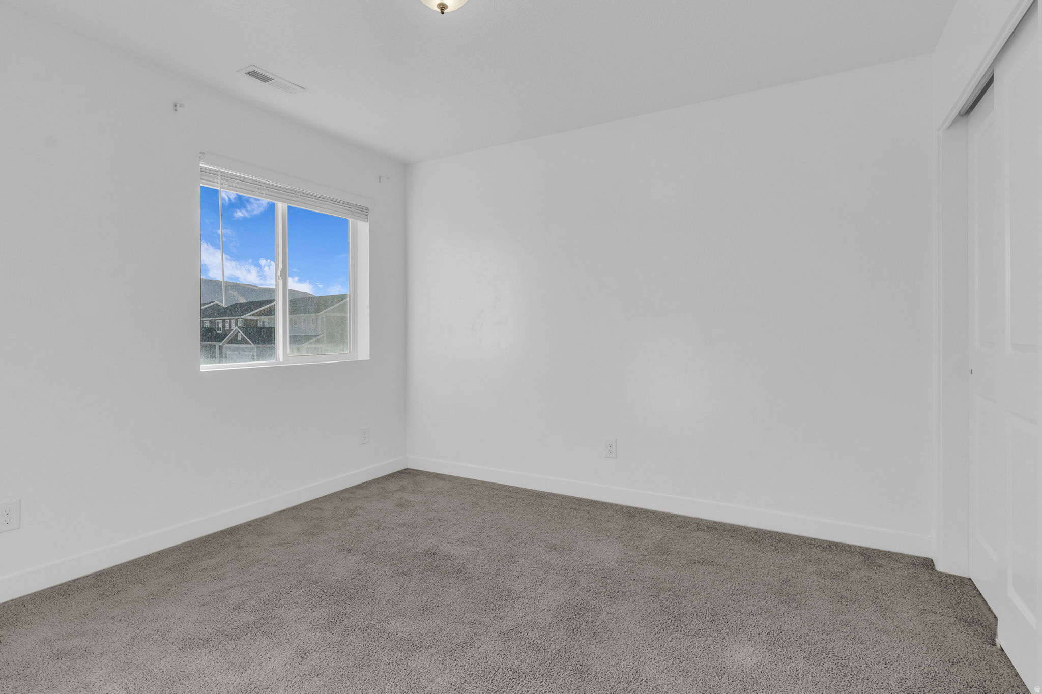 HERRIMAN TOWN CENTER - Residential