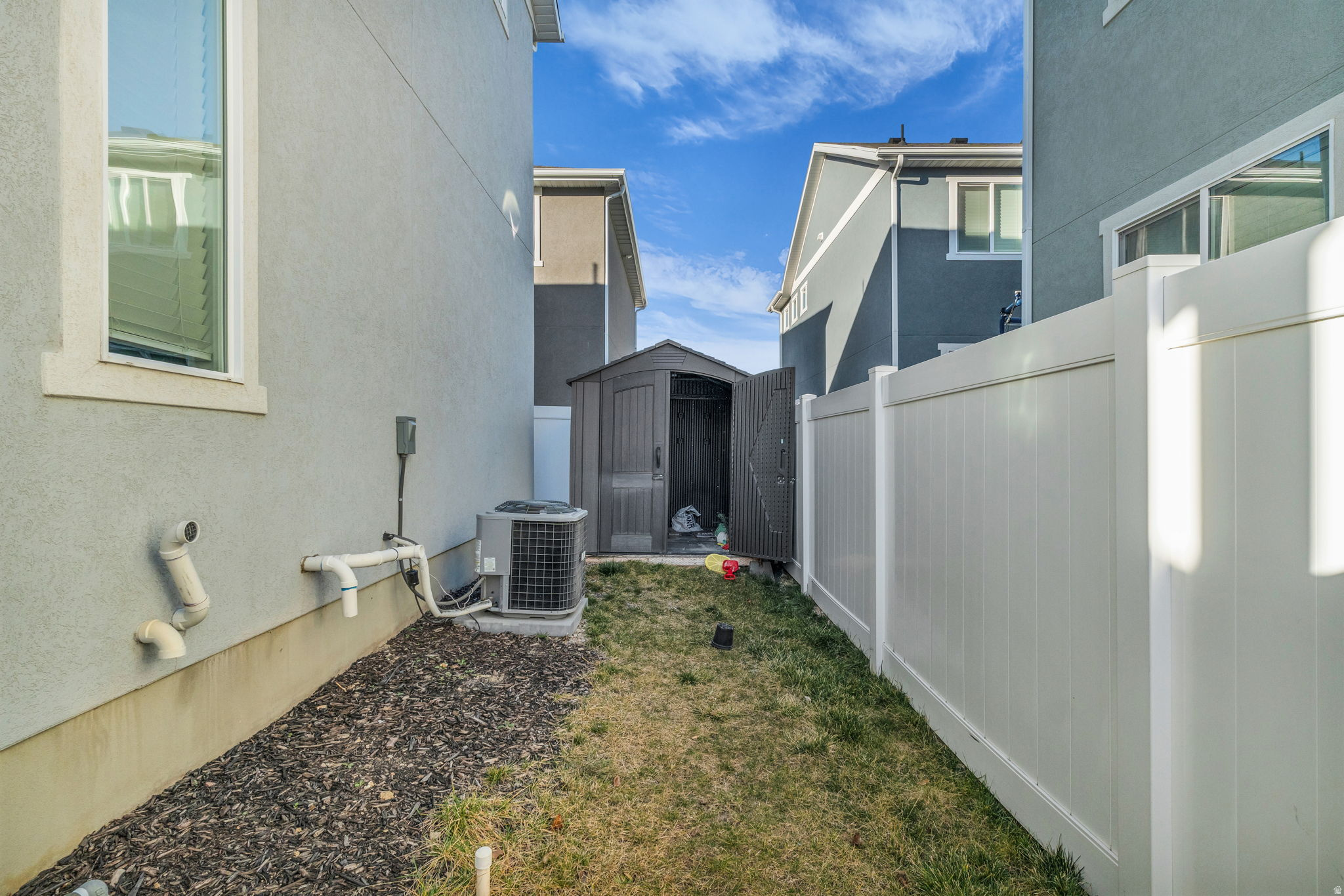 HERRIMAN TOWN CENTER - Residential