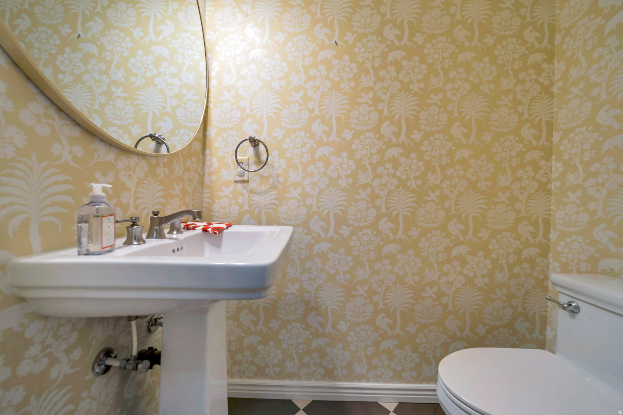 MAPLE RIDGE PHASE 3 CONDO - Residential