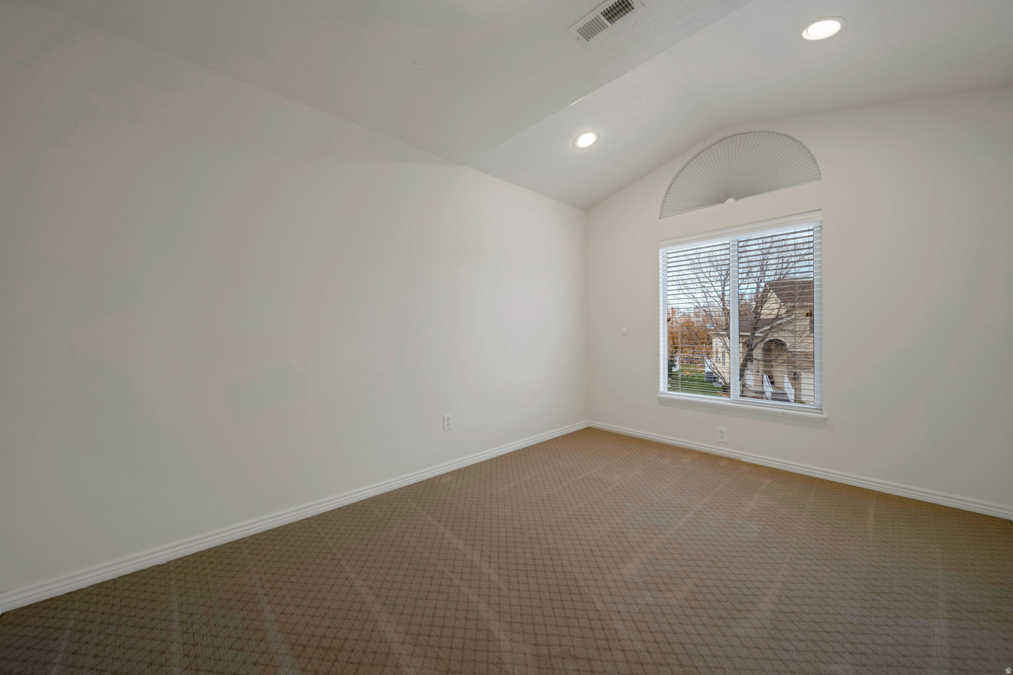 MAPLE RIDGE PHASE 3 CONDO - Residential