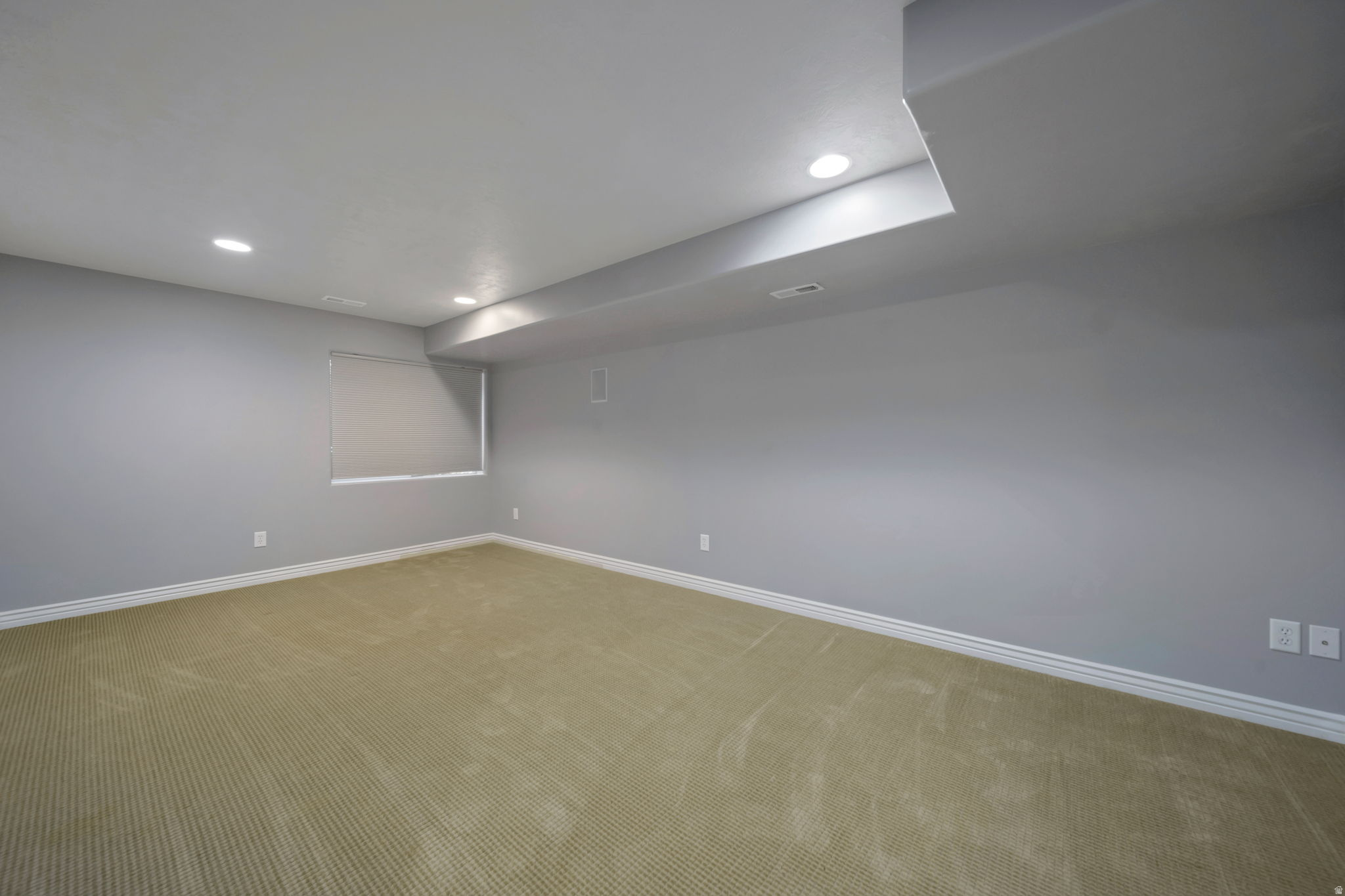 MAPLE RIDGE PHASE 3 CONDO - Residential