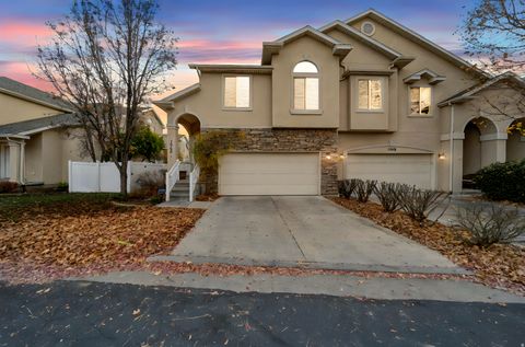 Tiny photo for 1360 E OLD MAPLE CT, Murray, UT 84117 (MLS # 2123911)