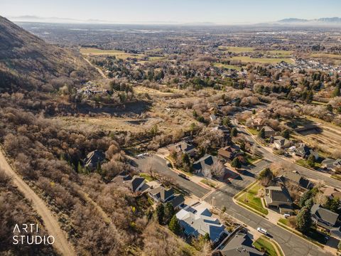 Tiny photo for 2522 N 1600 E, North Ogden, UT 84414 (MLS # 2133245)