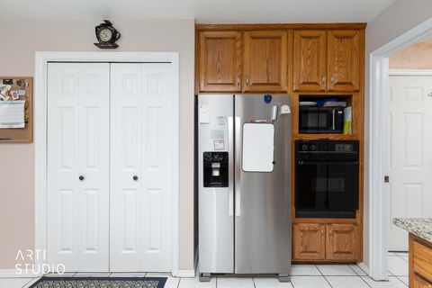 Tiny photo for 2522 N 1600 E, North Ogden, UT 84414 (MLS # 2133245)