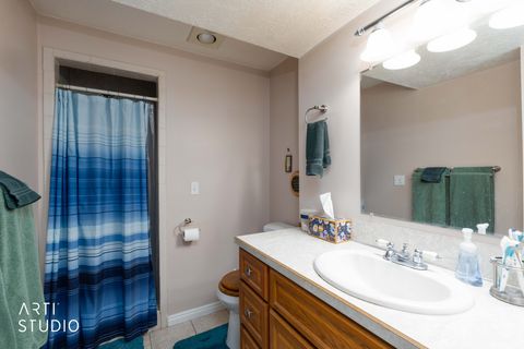 Tiny photo for 2522 N 1600 E, North Ogden, UT 84414 (MLS # 2133245)