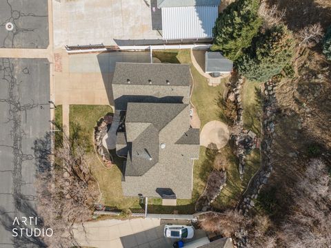 Tiny photo for 2522 N 1600 E, North Ogden, UT 84414 (MLS # 2133245)