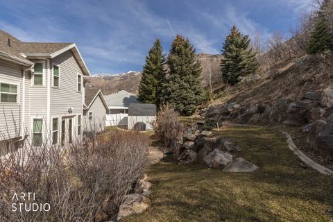 Tiny photo for 2522 N 1600 E, North Ogden, UT 84414 (MLS # 2133245)