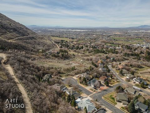 Tiny photo for 2522 N 1600 E, North Ogden, UT 84414 (MLS # 2133245)