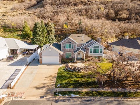 Tiny photo for 2522 N 1600 E, North Ogden, UT 84414 (MLS # 2133245)