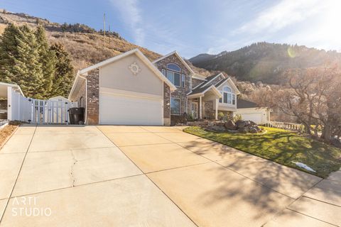 Tiny photo for 2522 N 1600 E, North Ogden, UT 84414 (MLS # 2133245)