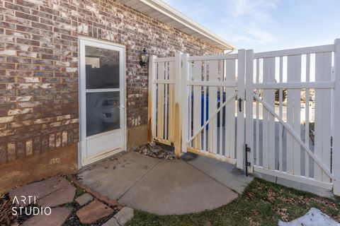 Tiny photo for 2522 N 1600 E, North Ogden, UT 84414 (MLS # 2133245)