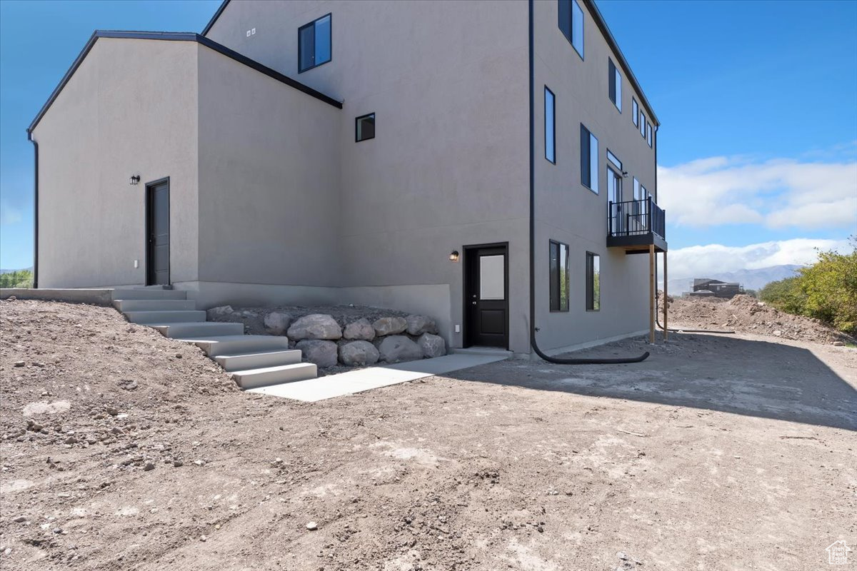 NORTH LAKE MEADOWS - Residential