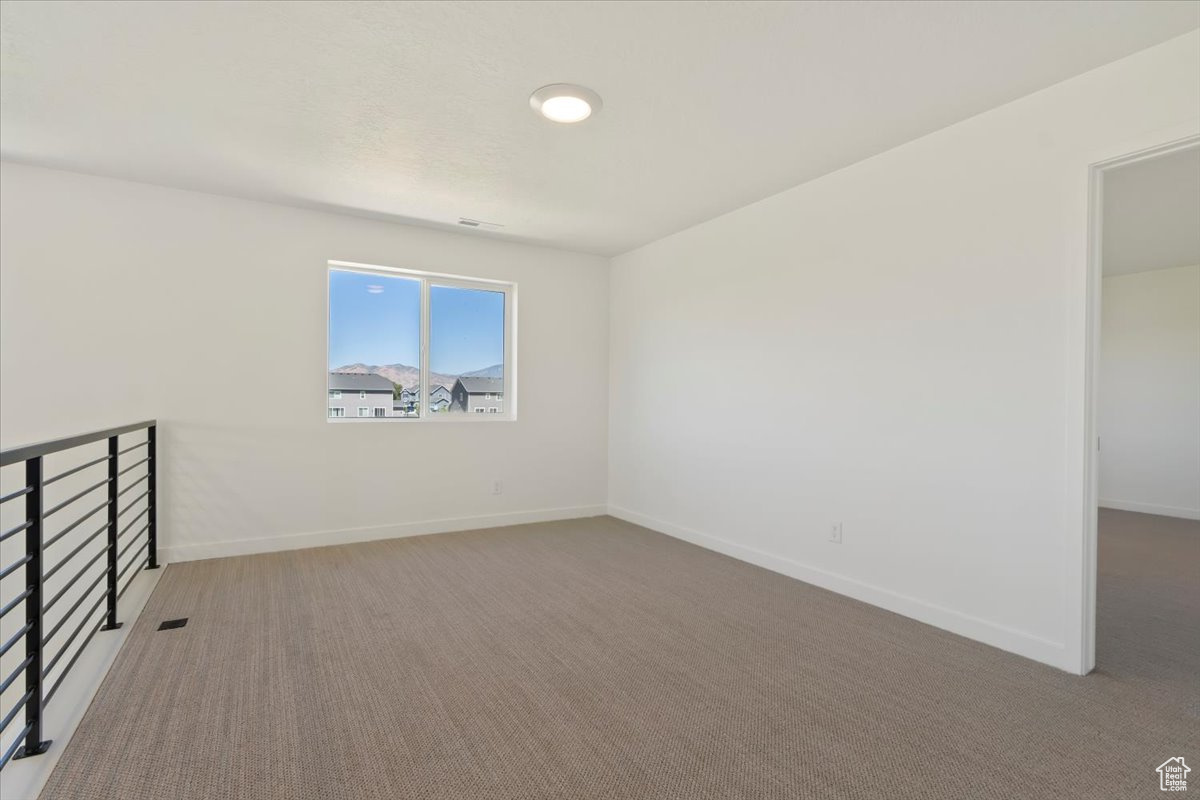 NORTH LAKE MEADOWS - Residential