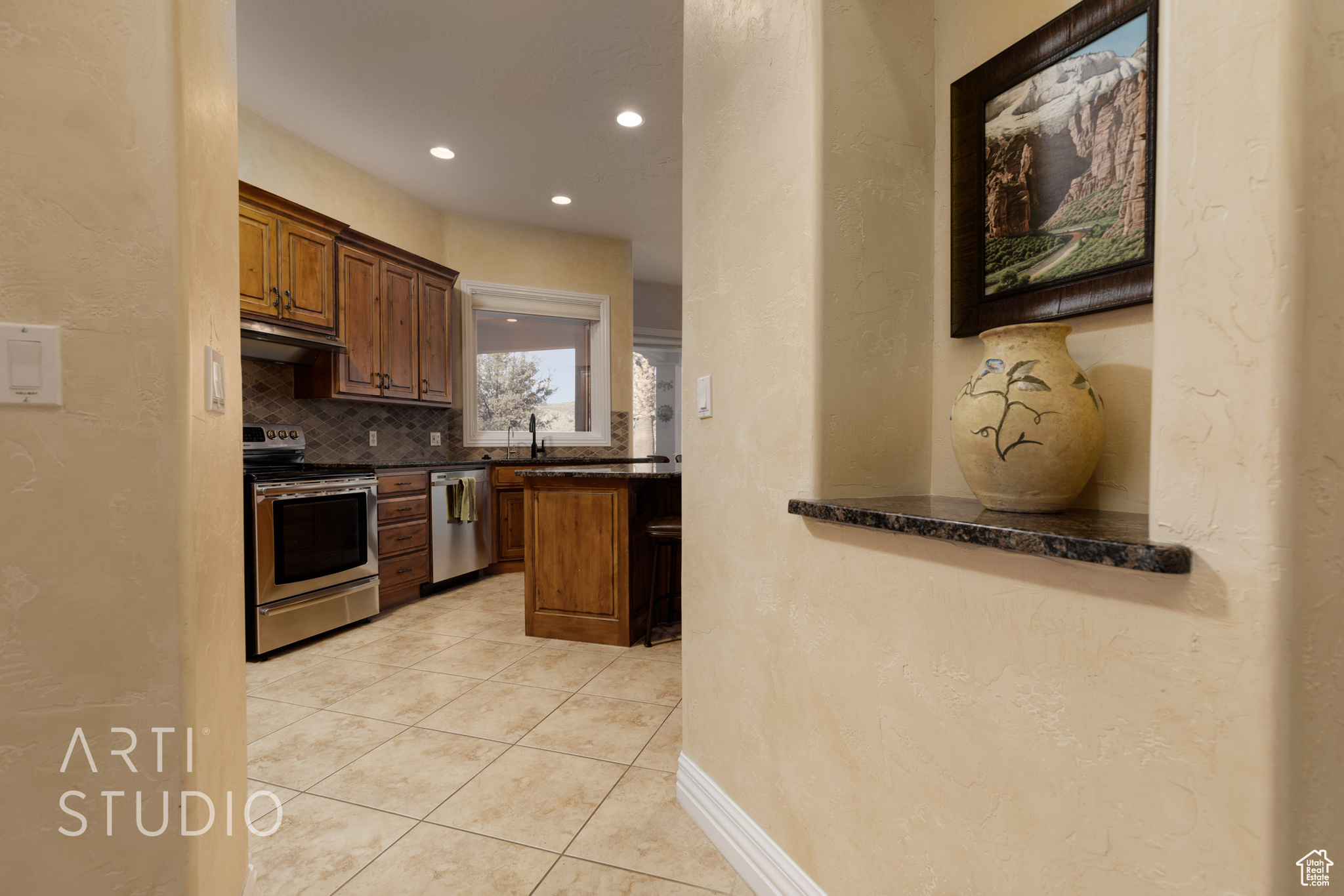 2698 W Canyon Ridge Rd Rd, Saint George, Utah image 37