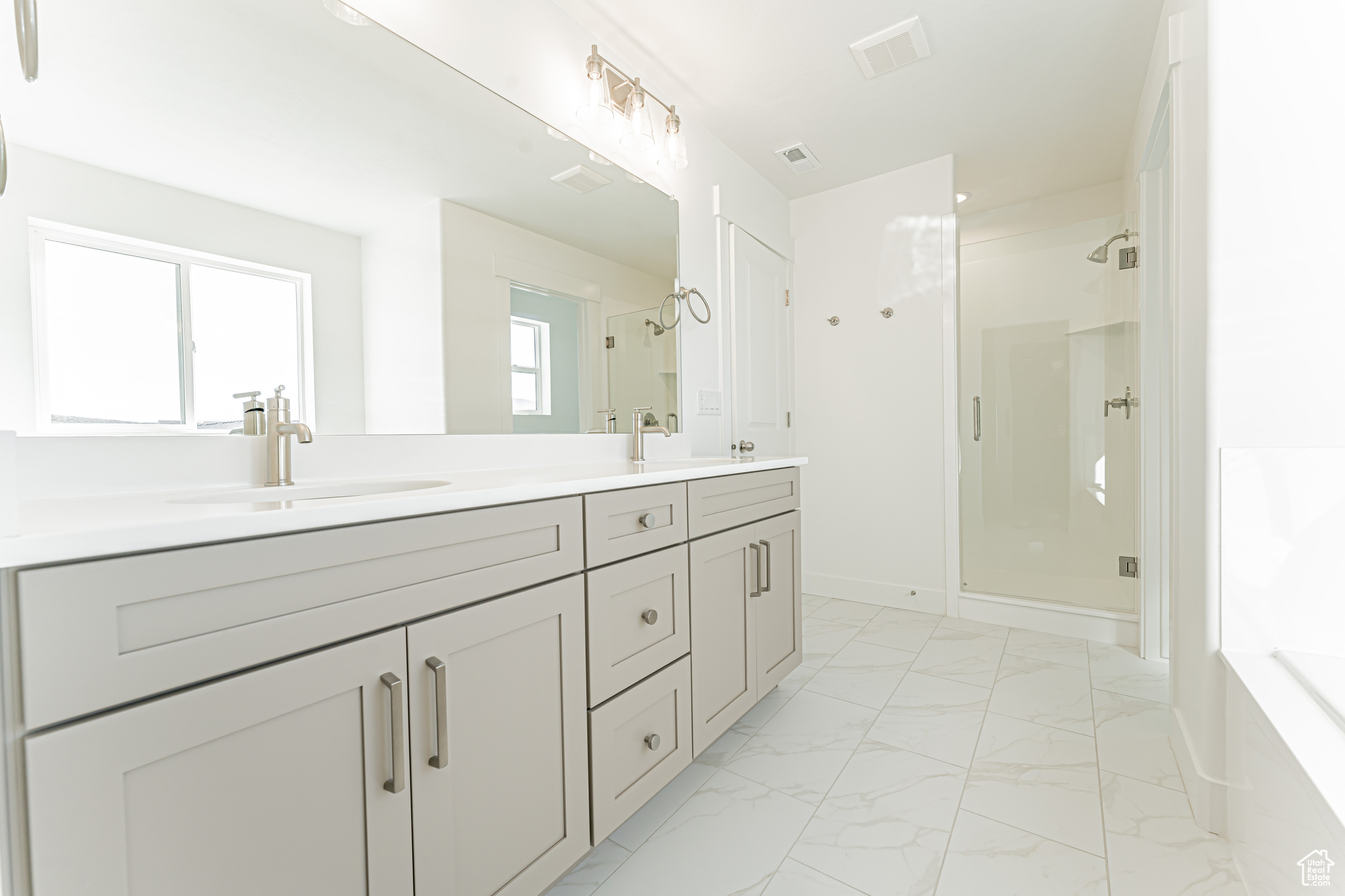 HIGHRIDGE - Residential