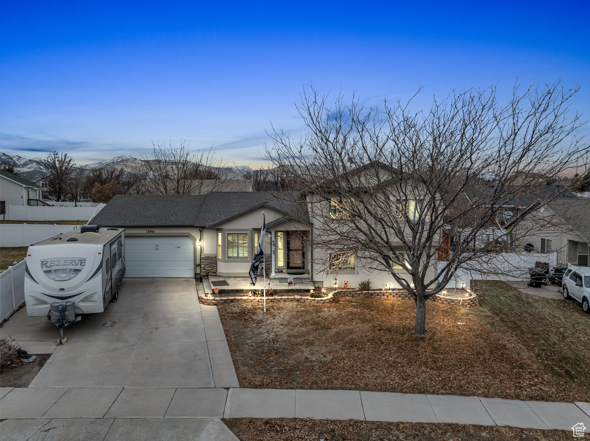 13916 S Roundelay Bay, Herriman, Utah image 1