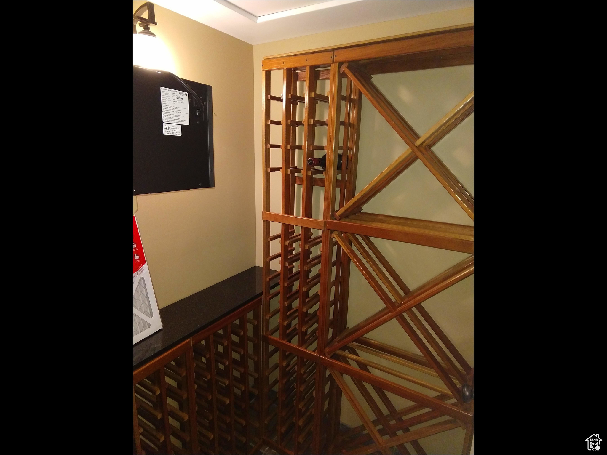 AMERICAN TOWERS - Residential