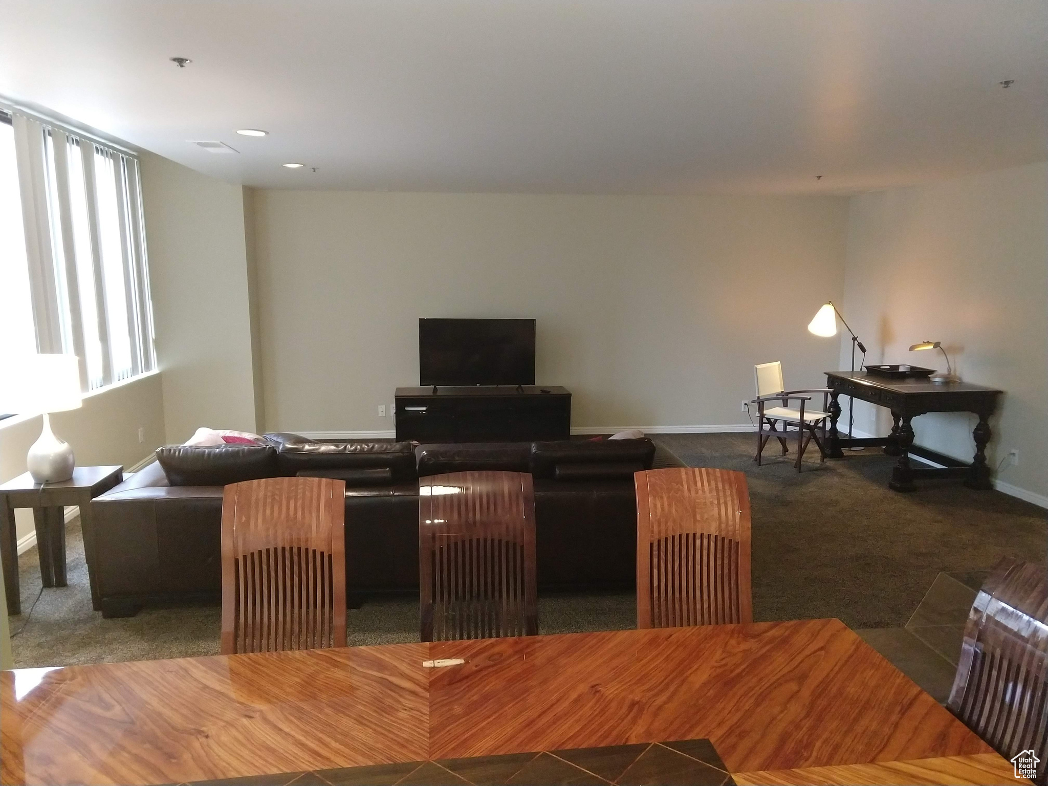 AMERICAN TOWERS - Residential