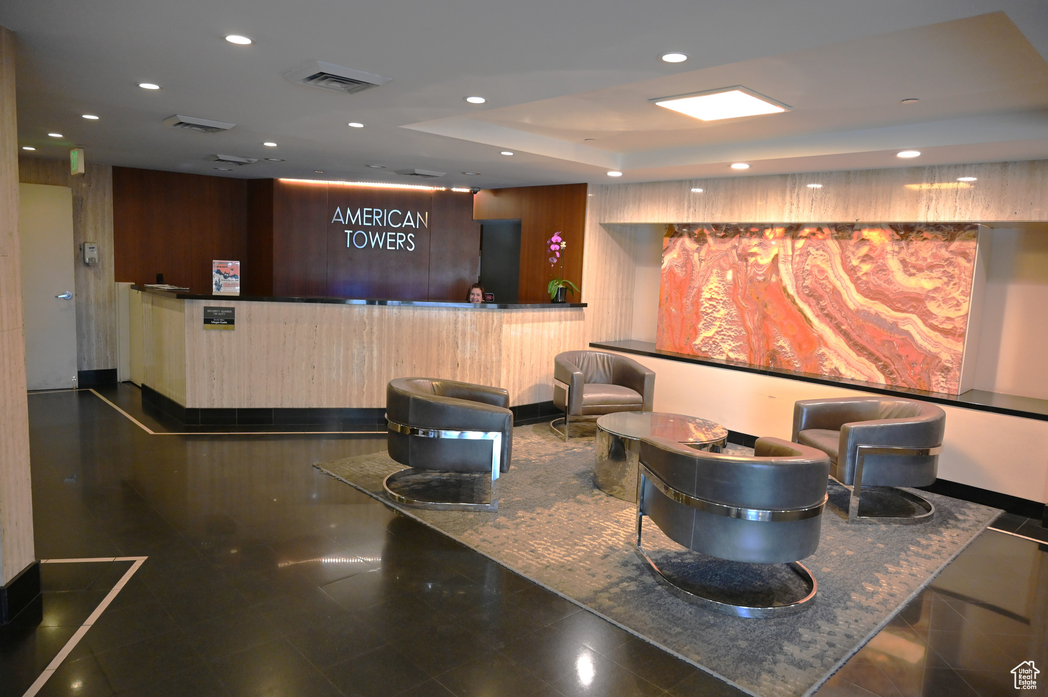 AMERICAN TOWERS - Residential