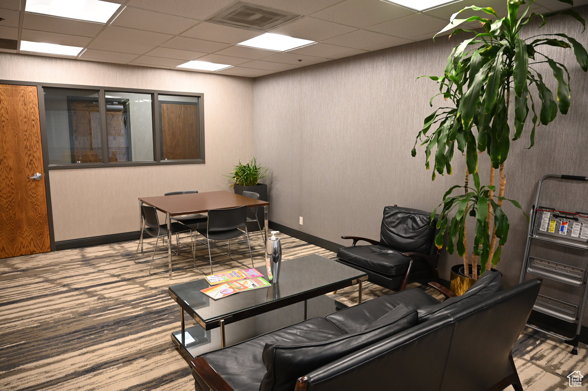 AMERICAN TOWERS - Residential