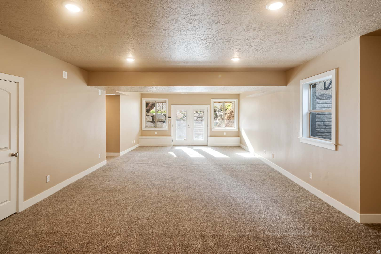 HARVEST PARK - Residential