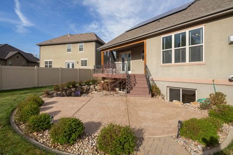 Tiny photo for 1997 W CRESCENT DR, Mapleton, UT 84664 (MLS # 2147849)