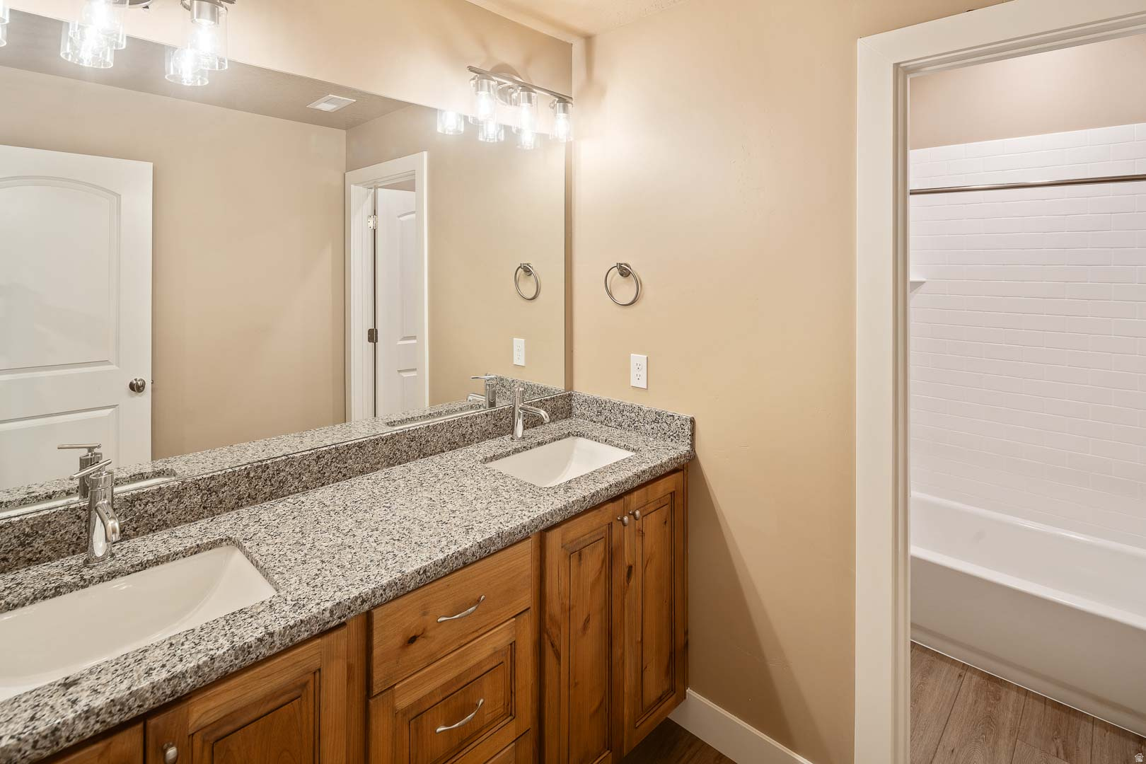 HARVEST PARK - Residential