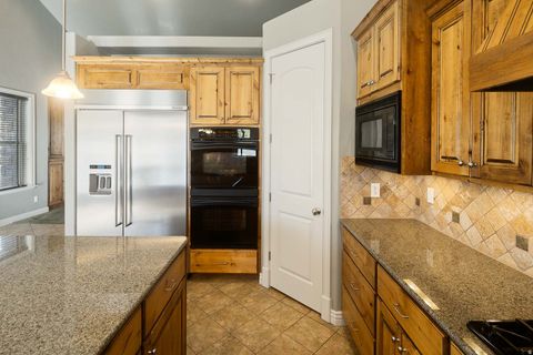 Tiny photo for 1997 W CRESCENT DR, Mapleton, UT 84664 (MLS # 2147849)